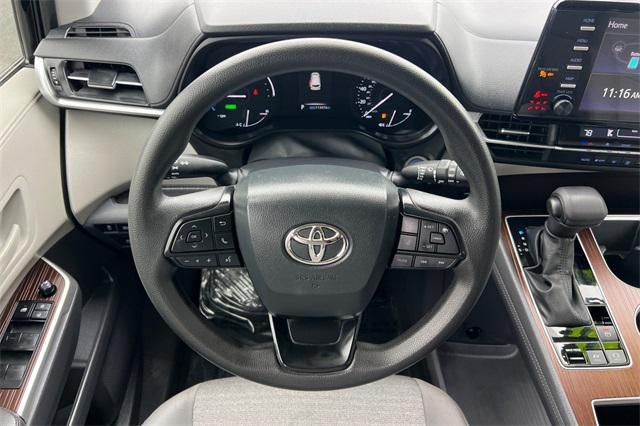 used 2023 Toyota Sienna car, priced at $34,481
