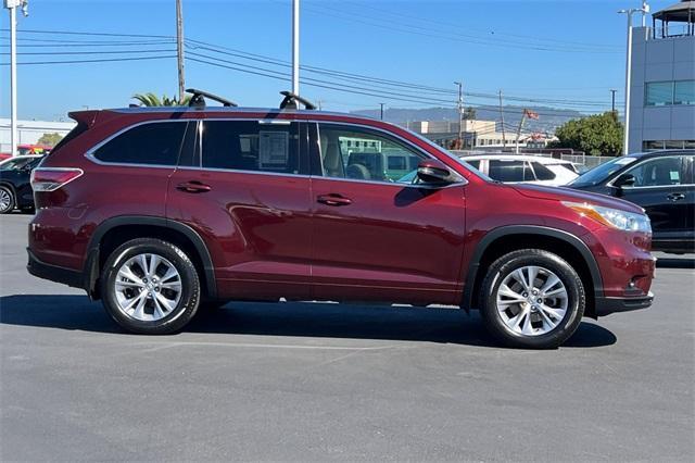 used 2015 Toyota Highlander car, priced at $23,981