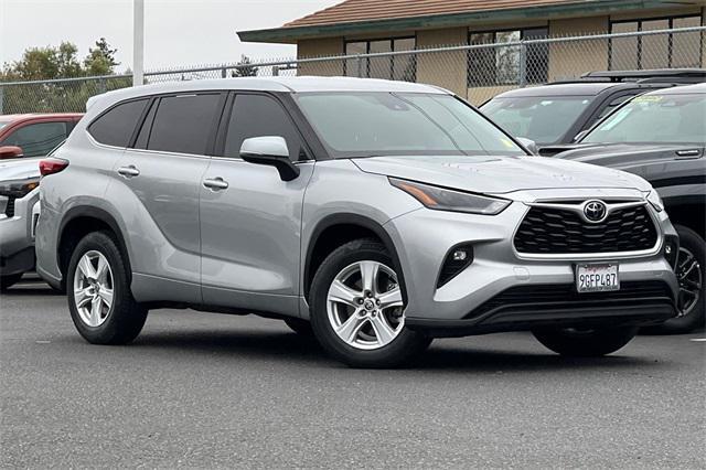 used 2023 Toyota Highlander car, priced at $28,961