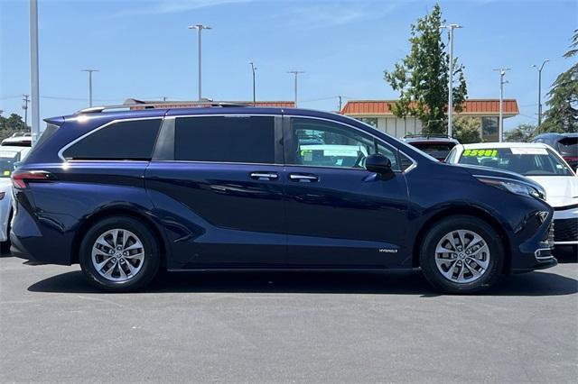 used 2021 Toyota Sienna car, priced at $43,962