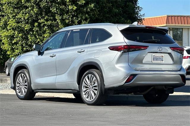 used 2020 Toyota Highlander car, priced at $36,965