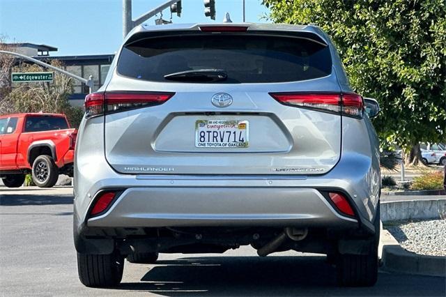 used 2020 Toyota Highlander car, priced at $36,965