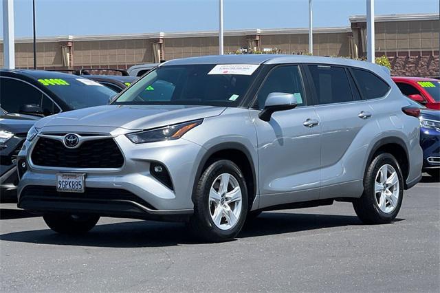 used 2023 Toyota Highlander car, priced at $36,981
