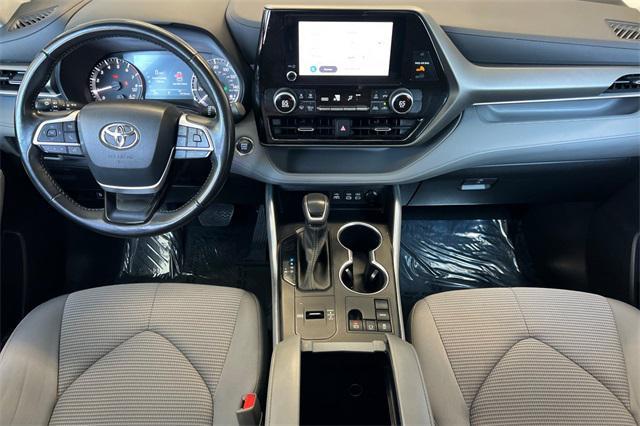 used 2023 Toyota Highlander car, priced at $36,981