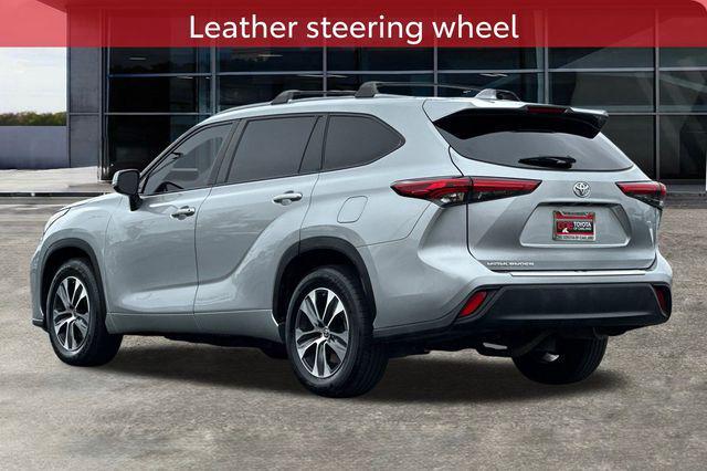 used 2023 Toyota Highlander car, priced at $36,585