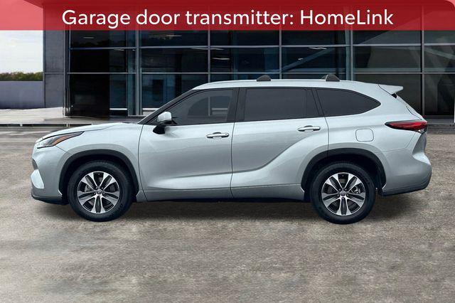used 2023 Toyota Highlander car, priced at $36,585