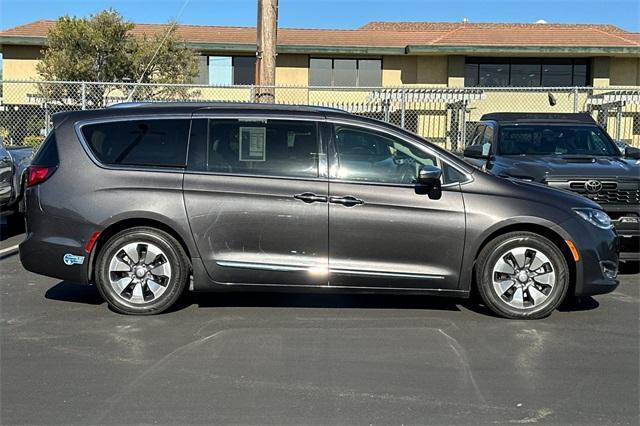 used 2020 Chrysler Pacifica Hybrid car, priced at $29,962