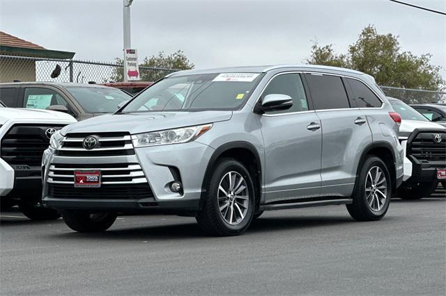 used 2018 Toyota Highlander car, priced at $27,481