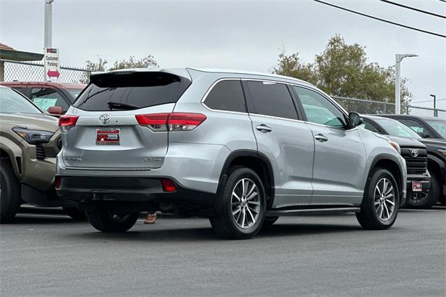 used 2018 Toyota Highlander car, priced at $27,481