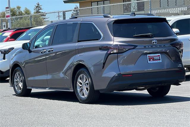 used 2023 Toyota Sienna car, priced at $42,981