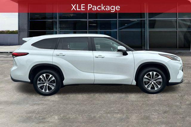 used 2023 Toyota Highlander car, priced at $33,982