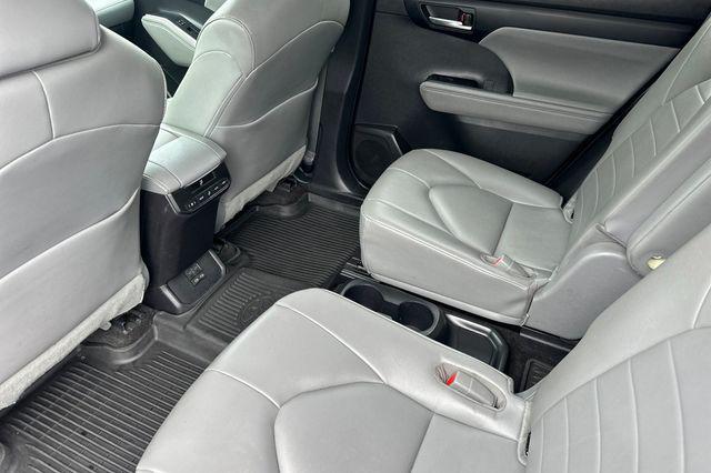 used 2023 Toyota Highlander car, priced at $33,982