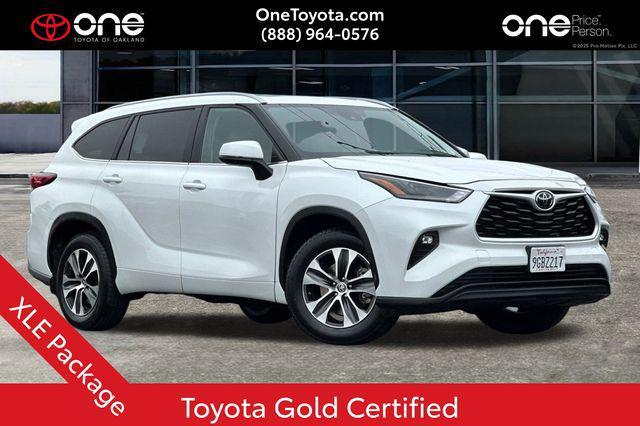 used 2023 Toyota Highlander car, priced at $33,982