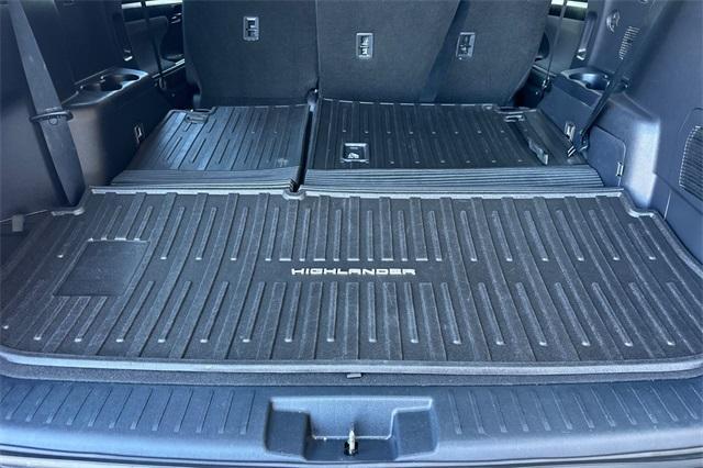 used 2021 Toyota Highlander car, priced at $30,461