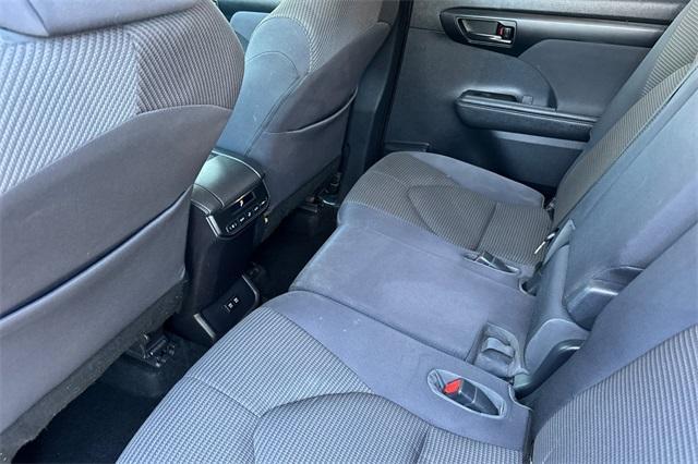 used 2021 Toyota Highlander car, priced at $30,461