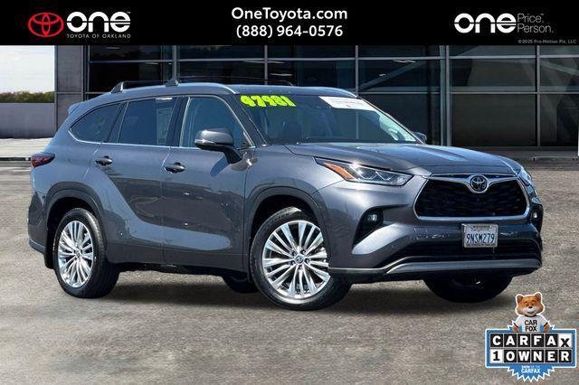 used 2024 Toyota Highlander car, priced at $44,984