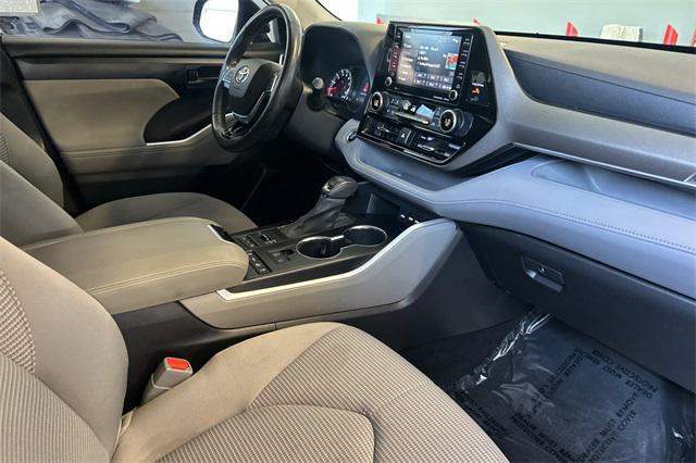 used 2020 Toyota Highlander car, priced at $25,562