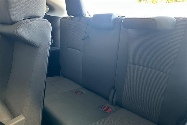 used 2020 Toyota Highlander car, priced at $25,562
