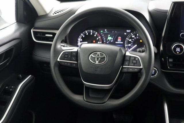 used 2023 Toyota Highlander car, priced at $37,777