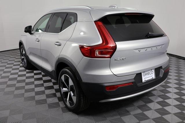 used 2023 Volvo XC40 car, priced at $34,400