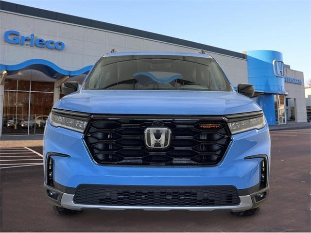 new 2025 Honda Pilot car, priced at $51,730