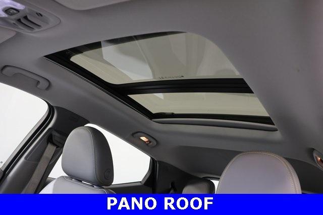 used 2022 Chevrolet Bolt EUV car, priced at $18,719