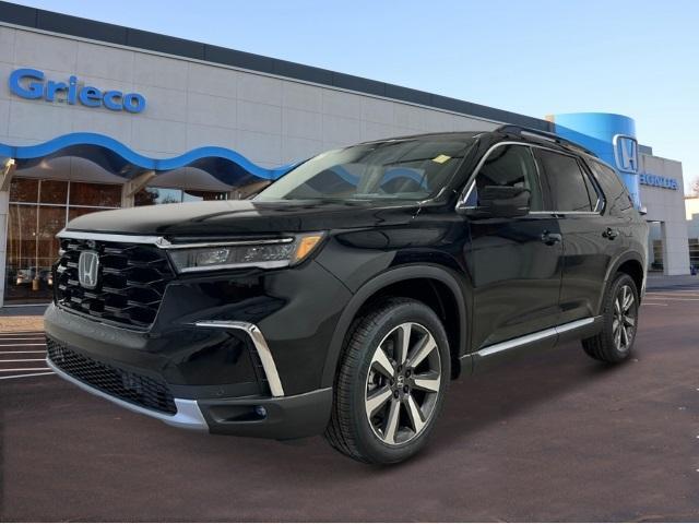 new 2025 Honda Pilot car, priced at $54,475