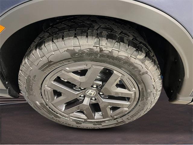 new 2026 Honda CR-V Hybrid car, priced at $40,250