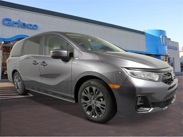 new 2025 Honda Odyssey car, priced at $48,005