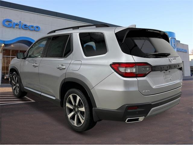 new 2025 Honda Pilot car, priced at $51,780