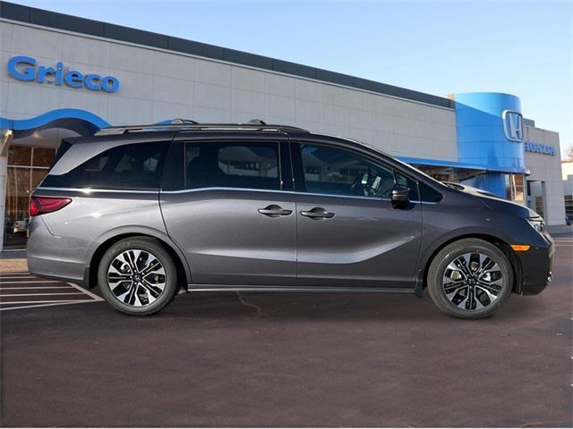 new 2026 Honda Odyssey car, priced at $54,335
