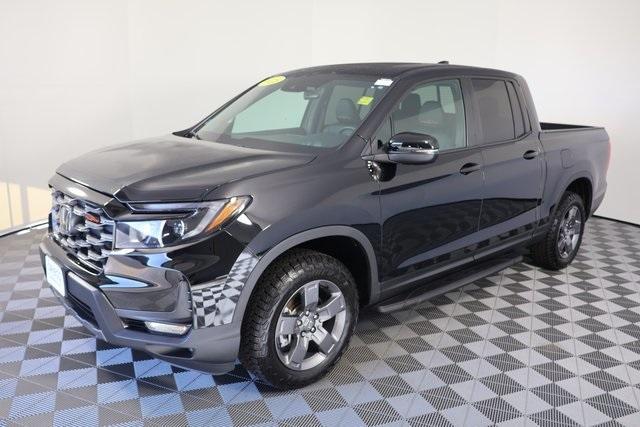 used 2025 Honda Ridgeline car, priced at $40,000