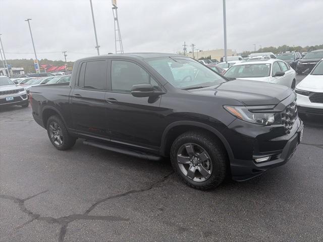 used 2025 Honda Ridgeline car, priced at $40,500