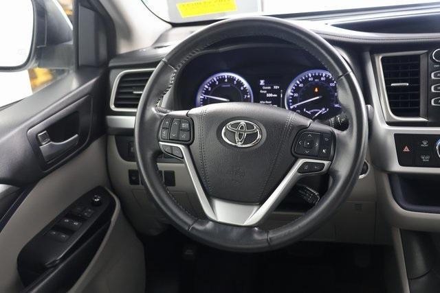 used 2018 Toyota Highlander car, priced at $23,955