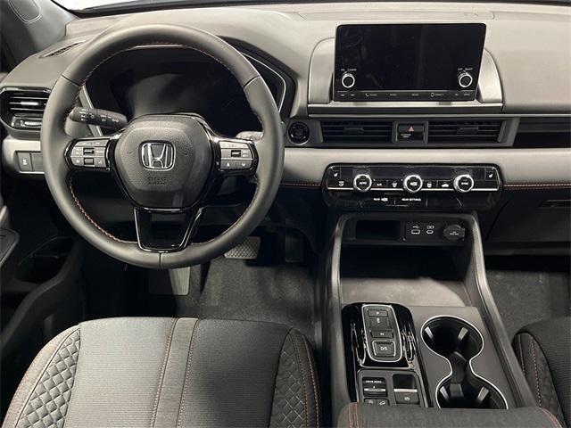 new 2025 Honda Pilot car, priced at $44,205