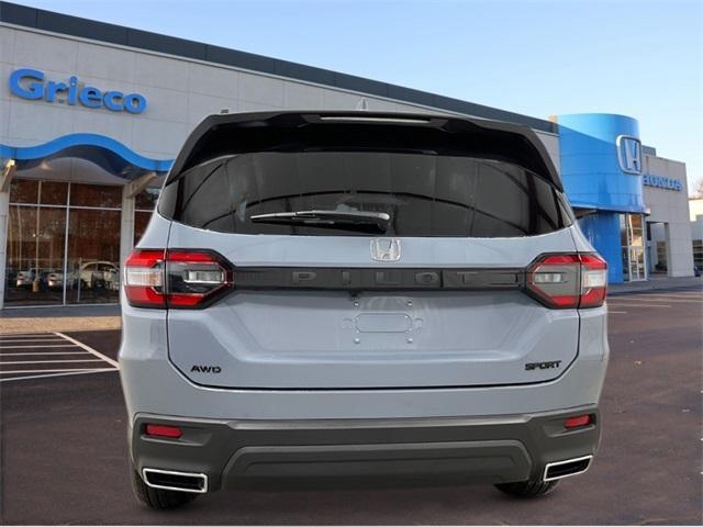 new 2025 Honda Pilot car, priced at $44,205