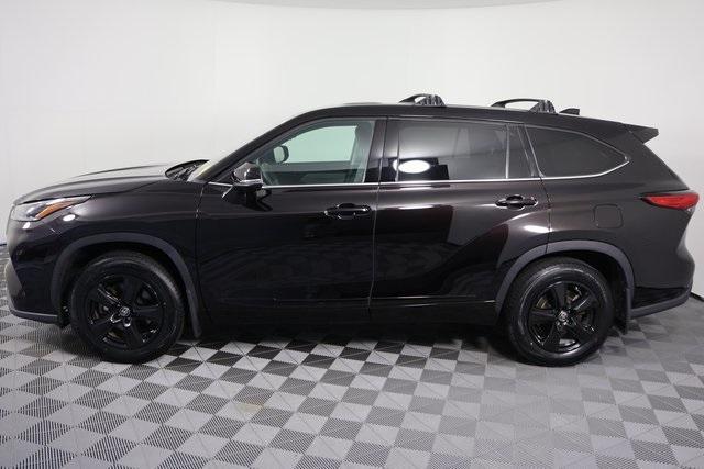 used 2021 Toyota Highlander car, priced at $30,300