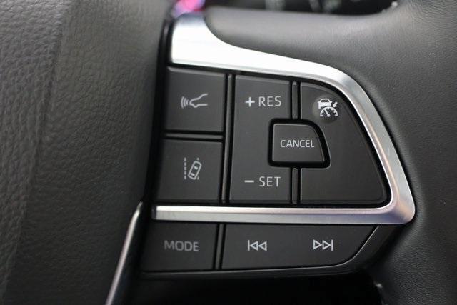 used 2021 Toyota Highlander car, priced at $30,300