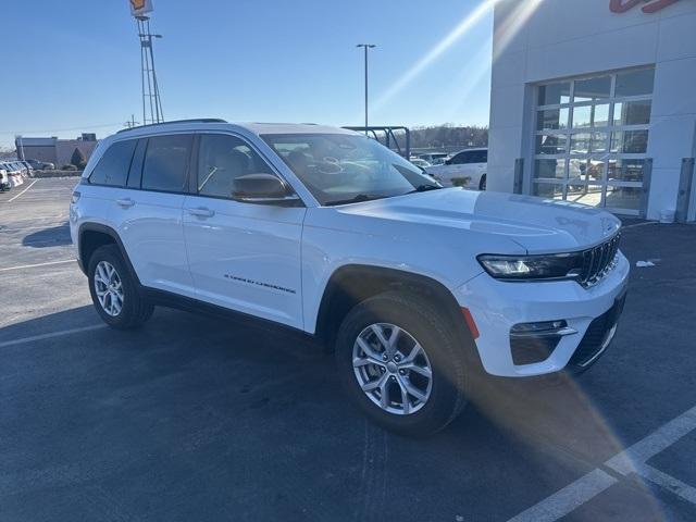 used 2022 Jeep Grand Cherokee car, priced at $31,998