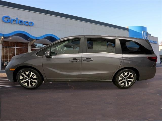 new 2026 Honda Odyssey car, priced at $44,290