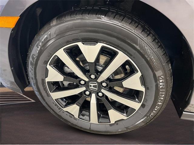 new 2026 Honda Odyssey car, priced at $44,290