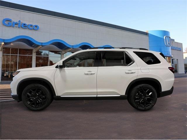 new 2025 Honda Pilot car, priced at $53,405