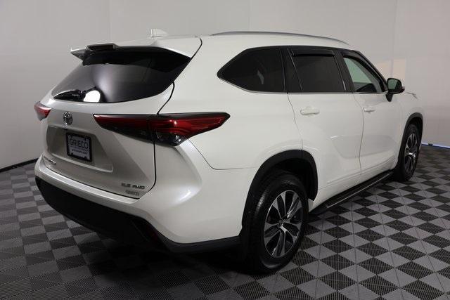 used 2021 Toyota Highlander car, priced at $32,801