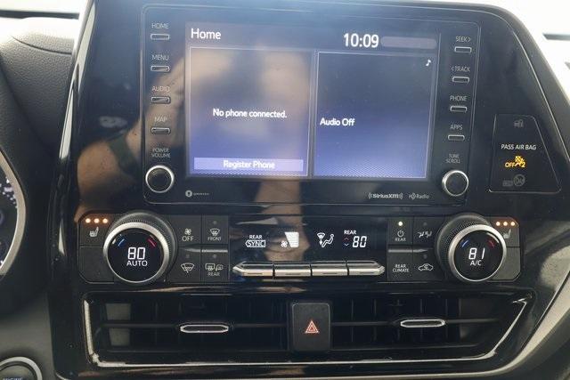 used 2021 Toyota Highlander car, priced at $32,801