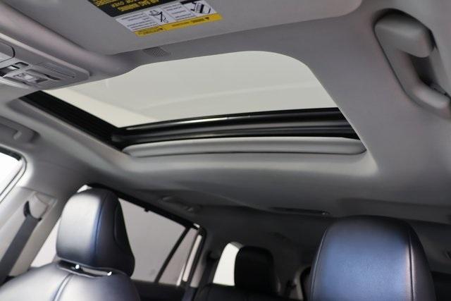 used 2021 Toyota Highlander car, priced at $32,801