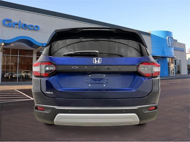 new 2025 Honda Pilot car, priced at $45,595