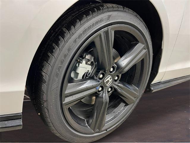 new 2025 Honda Accord Hybrid car, priced at $36,980