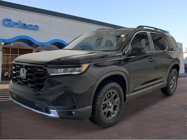 new 2025 Honda Pilot car, priced at $50,895