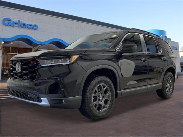 new 2025 Honda Pilot car, priced at $50,895