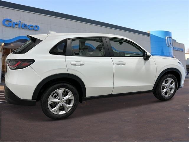 new 2025 Honda HR-V car, priced at $28,750